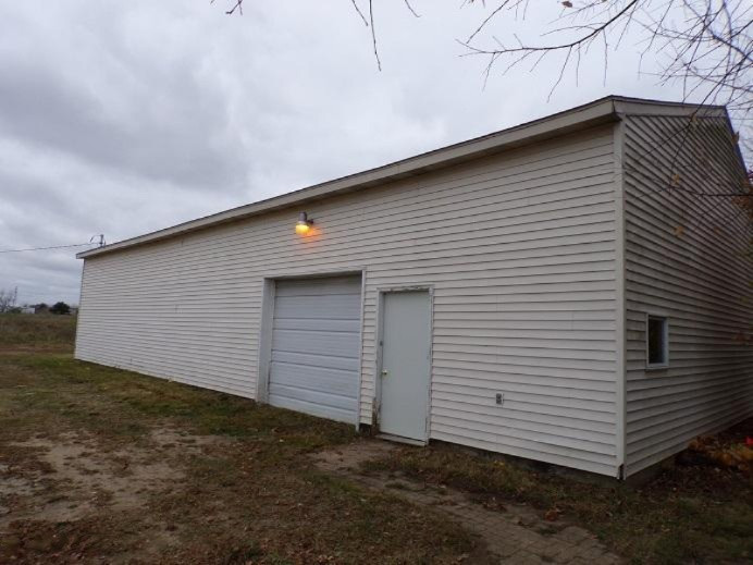2776 Amy School Road Pierson, MI 49339 - Photo 4 of 19 156_4707