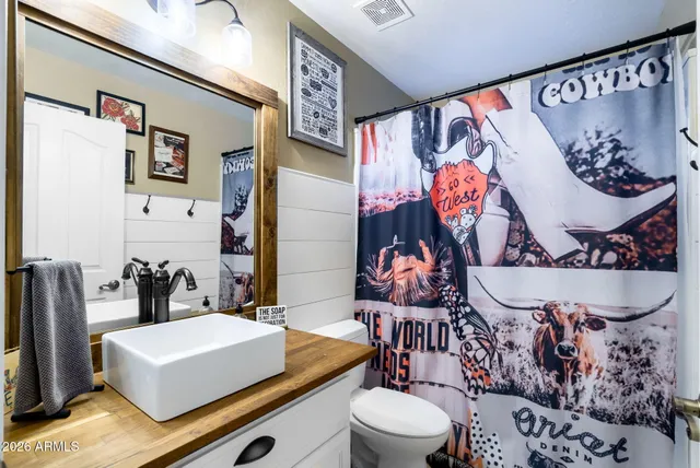 $4,265 | 844 North Oracle Circle, Mesa, AZ 85203