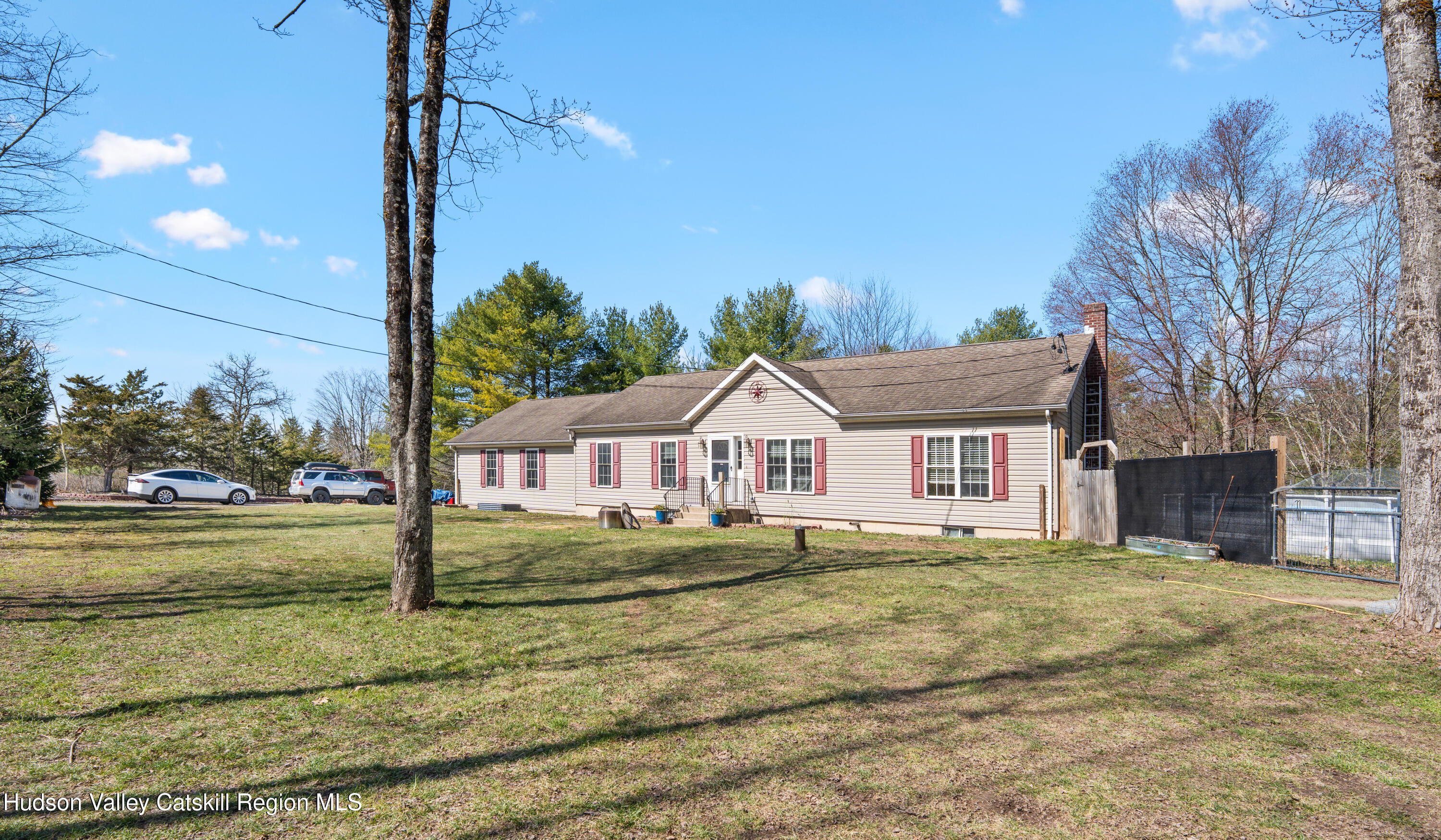 310 Spillway Road West Hurley, NY 12491 - Photo 3 of 38 Exterior Right