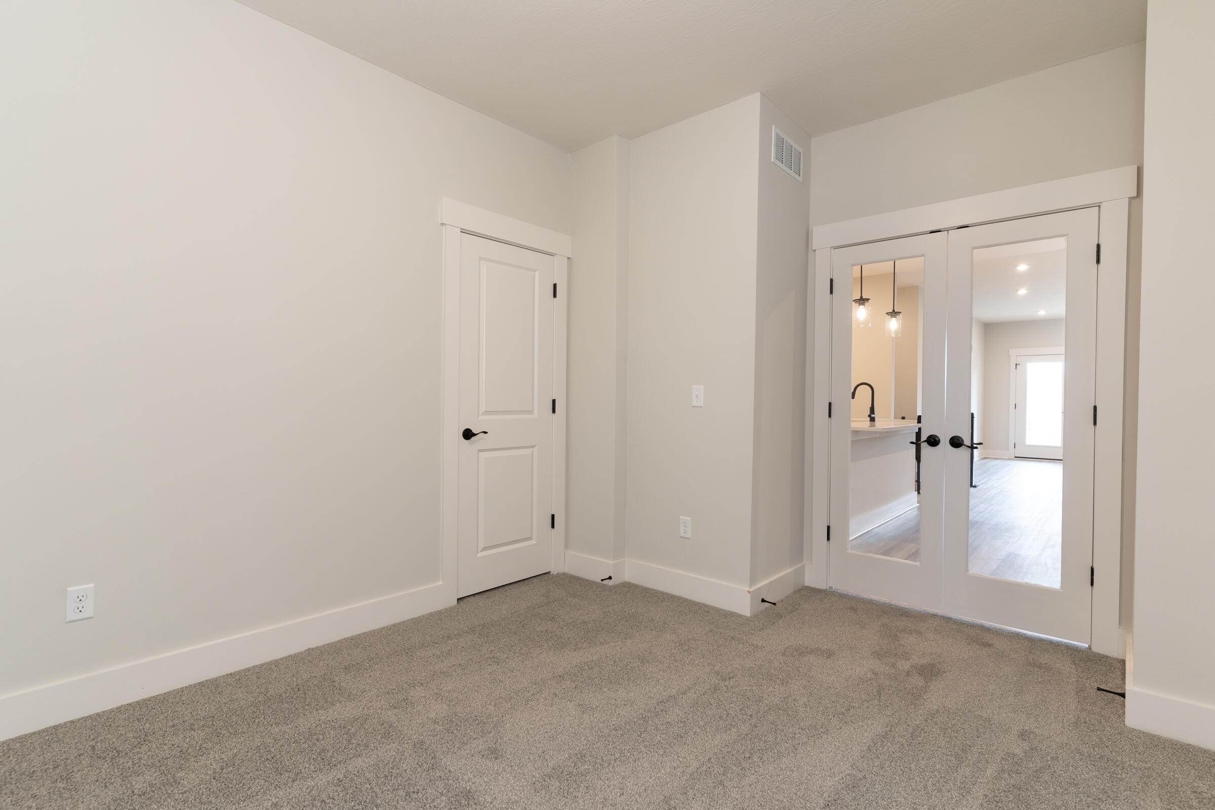 2145 Ridgeline Drive Hebron, KY 41048 - Photo 22 of 35