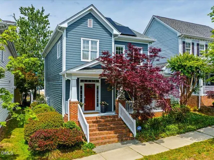 $785,000 | 913 Edgewater Circle, Chapel Hill, NC 27516