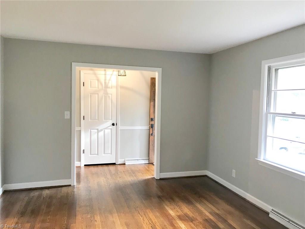 2629 Weymoth Road Winston-Salem, NC 27103 - Photo 10 of 22 Living room. Look at these beautiful hardwood floors!