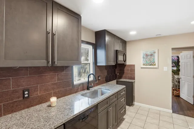 $195,000 | 6810 Elzey Street, Fort Wayne, IN 46809