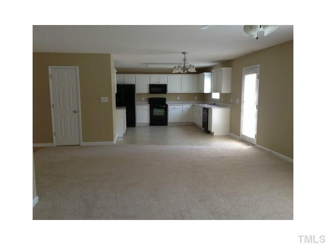 113 Ashlyn Ridge Drive Garner, NC 27529 - Photo 5 of 10 Living Room