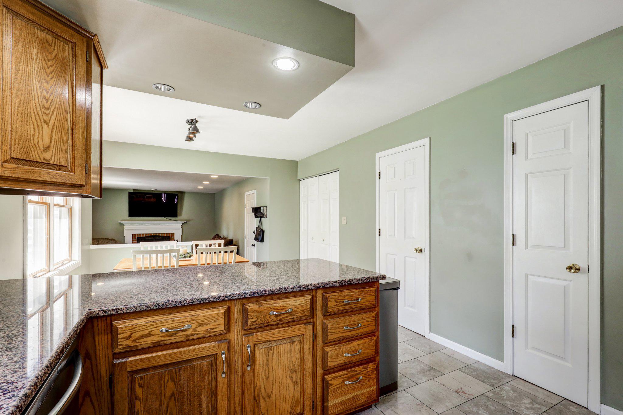 2 Mockingbird Drive Denver, PA 17517 - Photo 17 of 39 Spacious kitchen with modern charm.