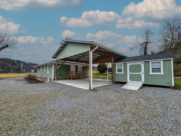 $1,900 | 31 Willow Street, East Ellijay, GA 30540