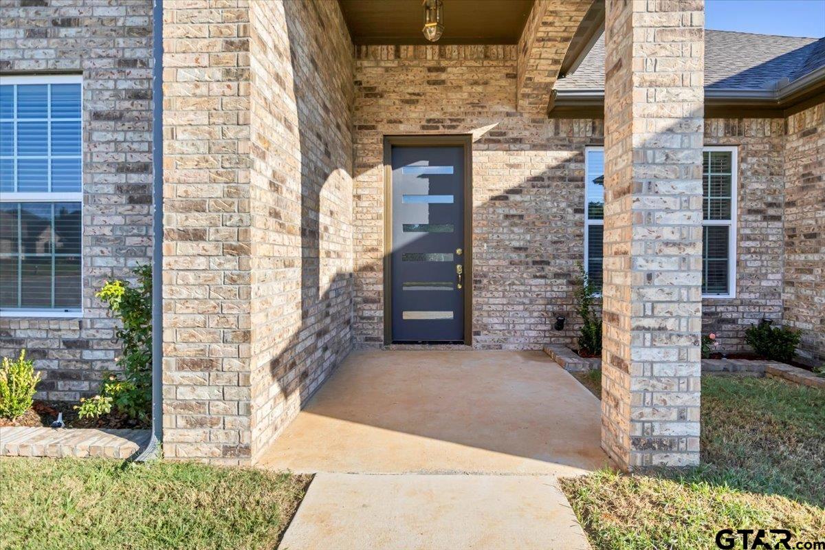 1603 Elk River Road Tyler, TX 75703 - Photo 3 of 43