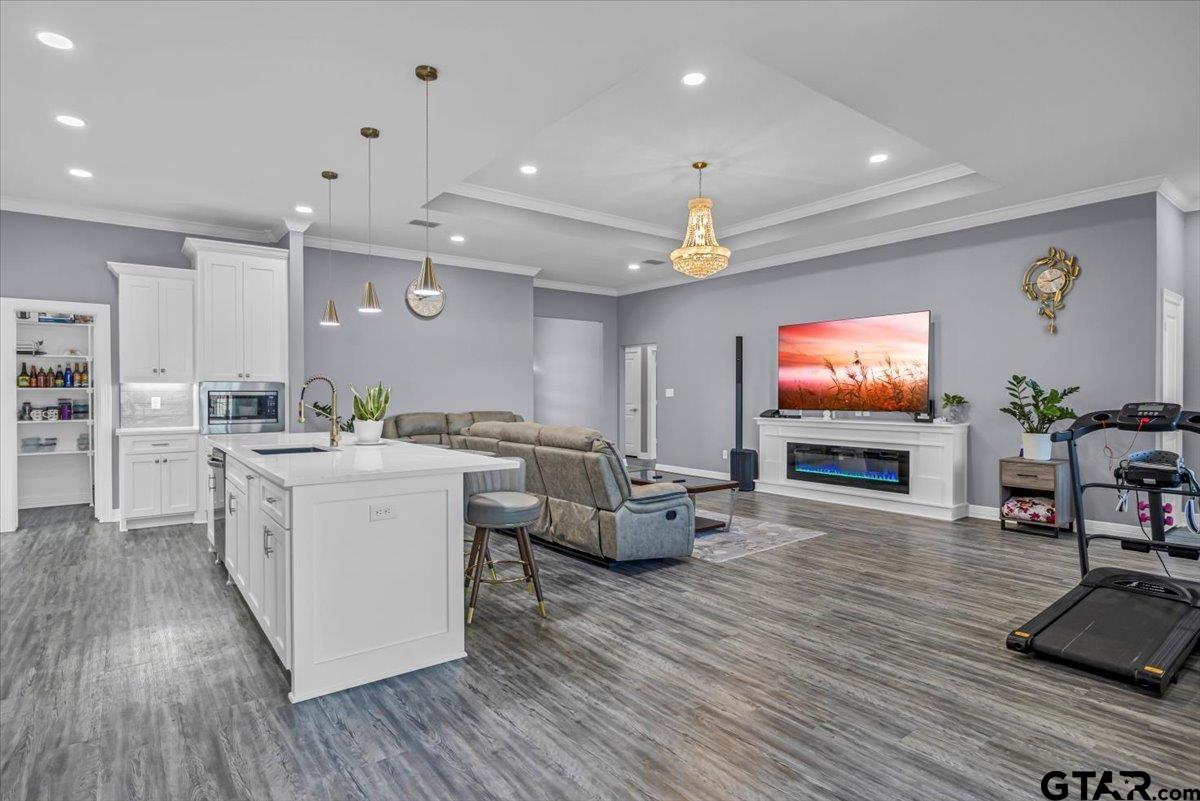 1603 Elk River Road Tyler, TX 75703 - Photo 8 of 43