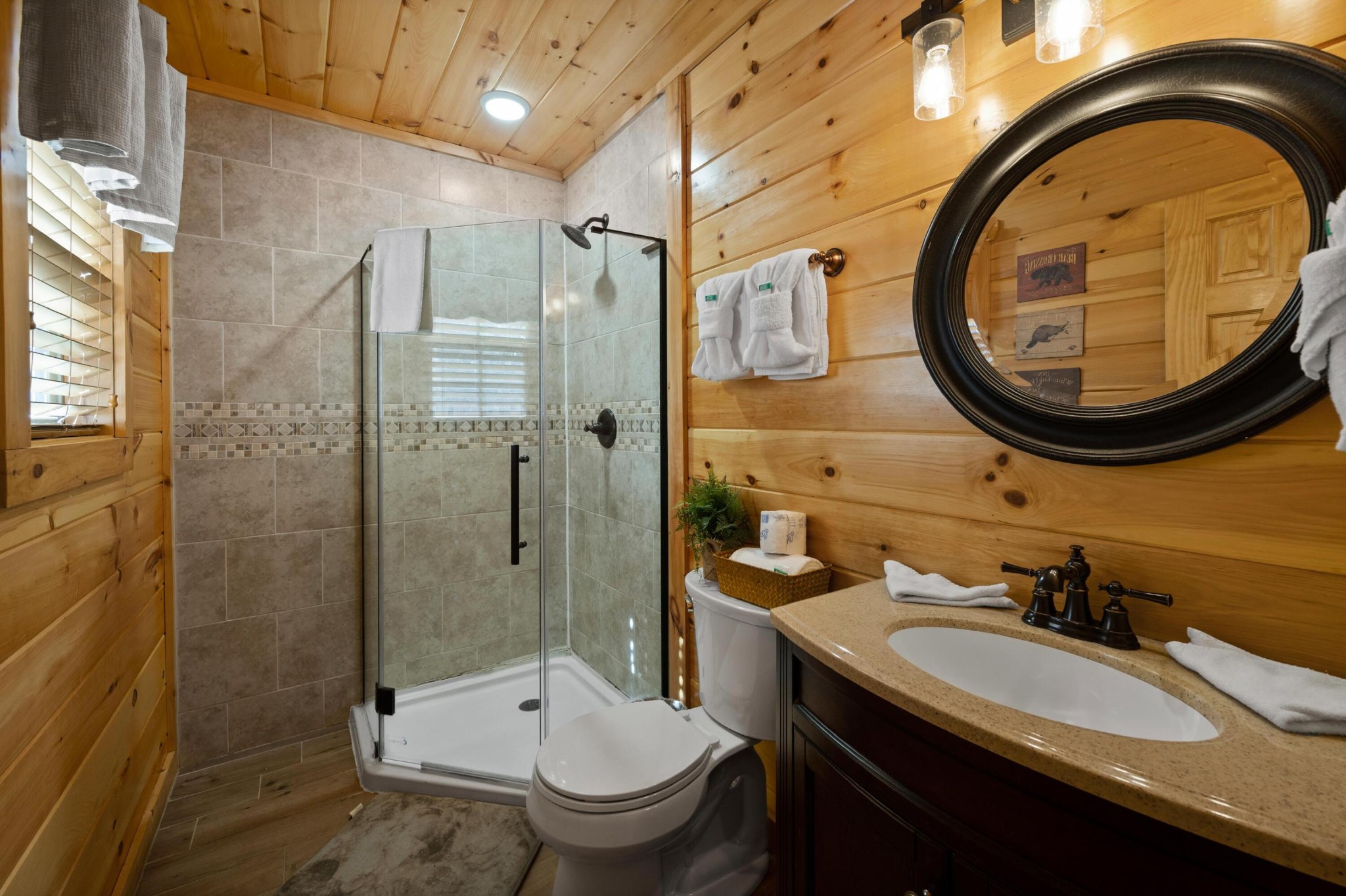 1948 Kinfolks Ridge Way Sevierville, TN 37876 - Photo 3 of 24 Gallery Image 3
