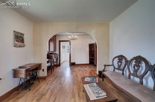 a view of livingroom with furniture and wooden floor