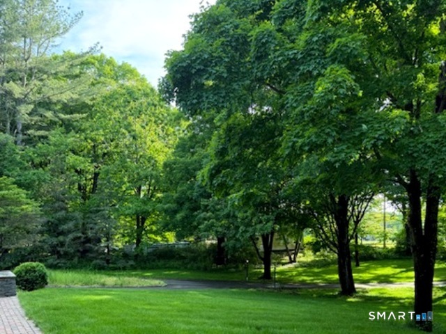 905 Baldwin Road Woodbridge, CT 06525 - Photo 9 of 10