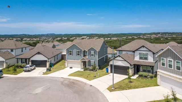$2,400 | 27422 Bighorn Sheep, Boerne, TX 78015