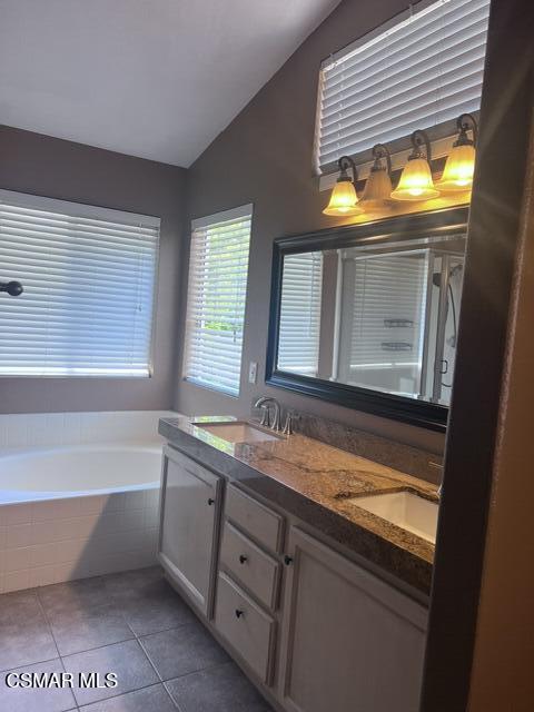 6769 Cowboy Street Simi Valley, CA 93063 - Photo 28 of 40 IMG_1830