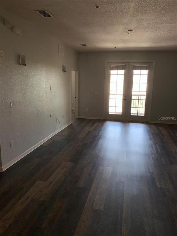 3001 Laurel Run Lane, Unit 301 Kissimmee, FL 34741 - Photo 6 of 22