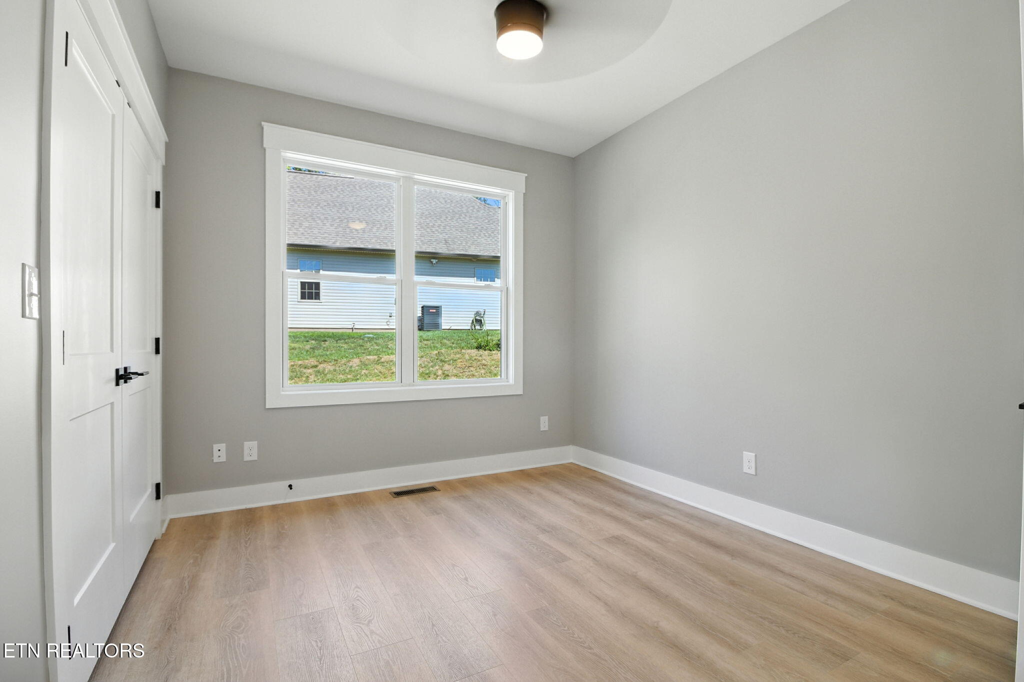 121 Inagehi Way Loudon, TN 37774 - Photo 12 of 38 14-web-or-mls-DZ3A2738