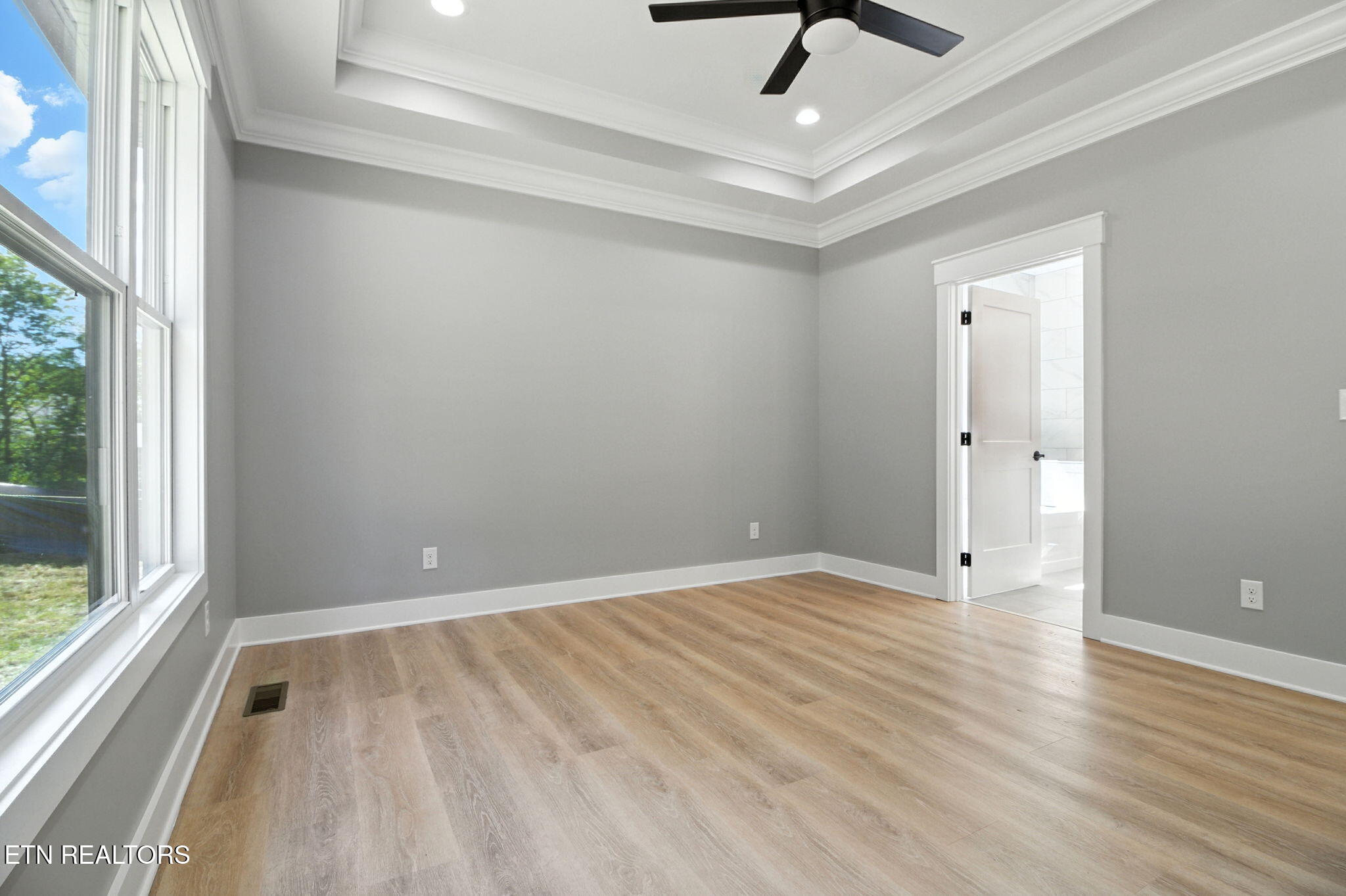 121 Inagehi Way Loudon, TN 37774 - Photo 22 of 38 28-web-or-mls-DZ3A2806