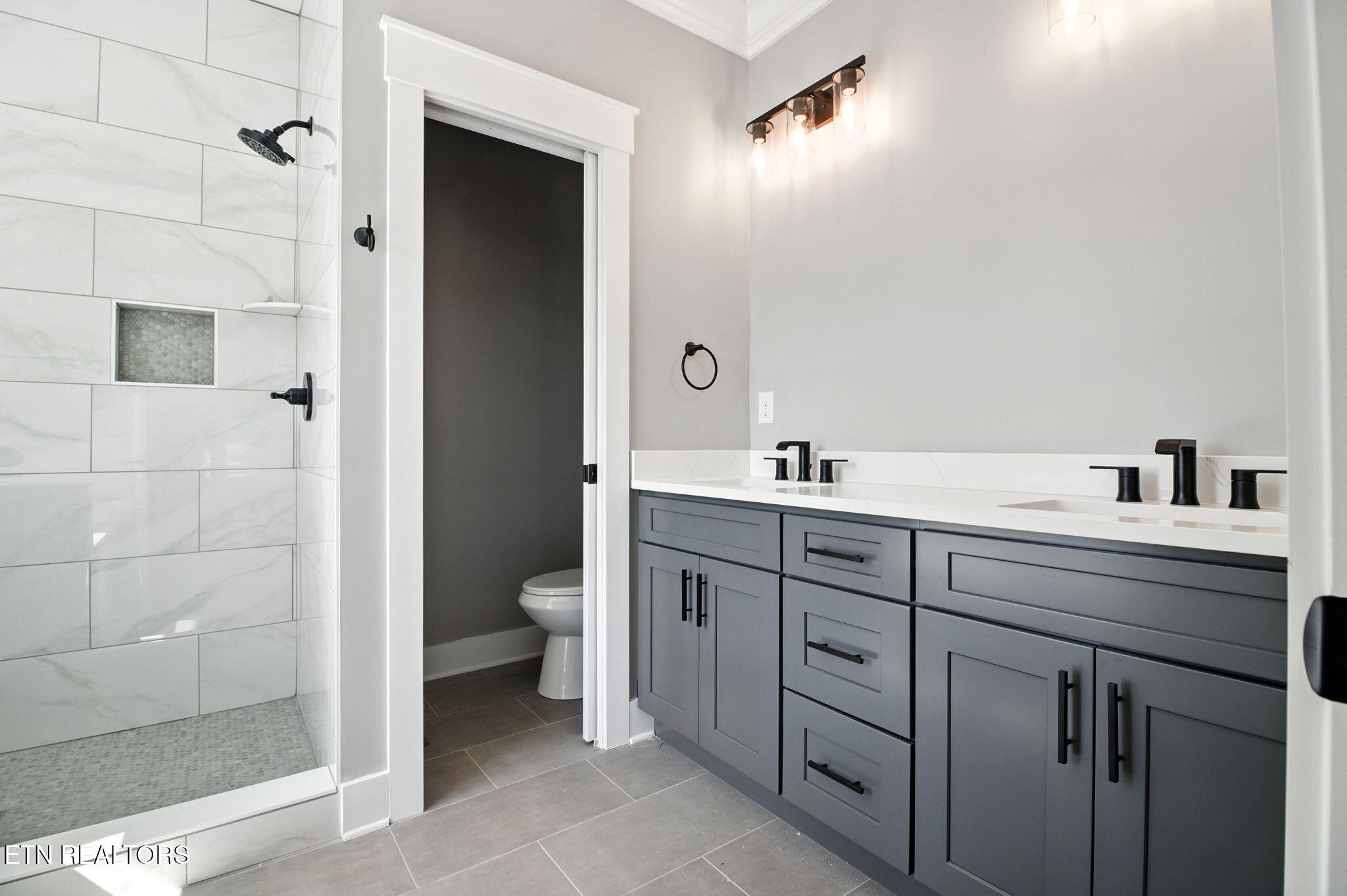 121 Inagehi Way Loudon, TN 37774 - Photo 24 of 38 30-web-or-mls-DZ3A2814