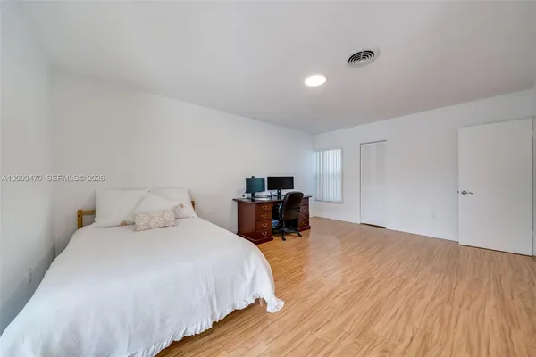 $1,590,000 | 13100 Southwest 81st Avenue, Pinecrest, FL 33156