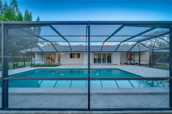 $1,590,000 | 13100 Southwest 81st Avenue, Pinecrest, FL 33156