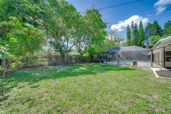$1,590,000 | 13100 Southwest 81st Avenue, Pinecrest, FL 33156