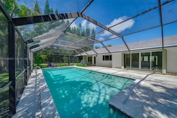 $1,590,000 | 13100 Southwest 81st Avenue, Pinecrest, FL 33156