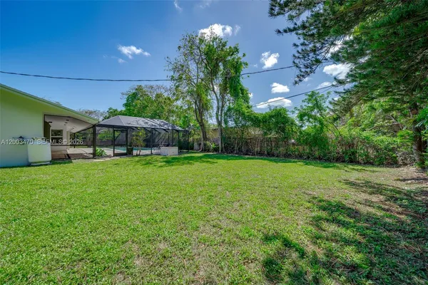 $1,590,000 | 13100 Southwest 81st Avenue, Pinecrest, FL 33156
