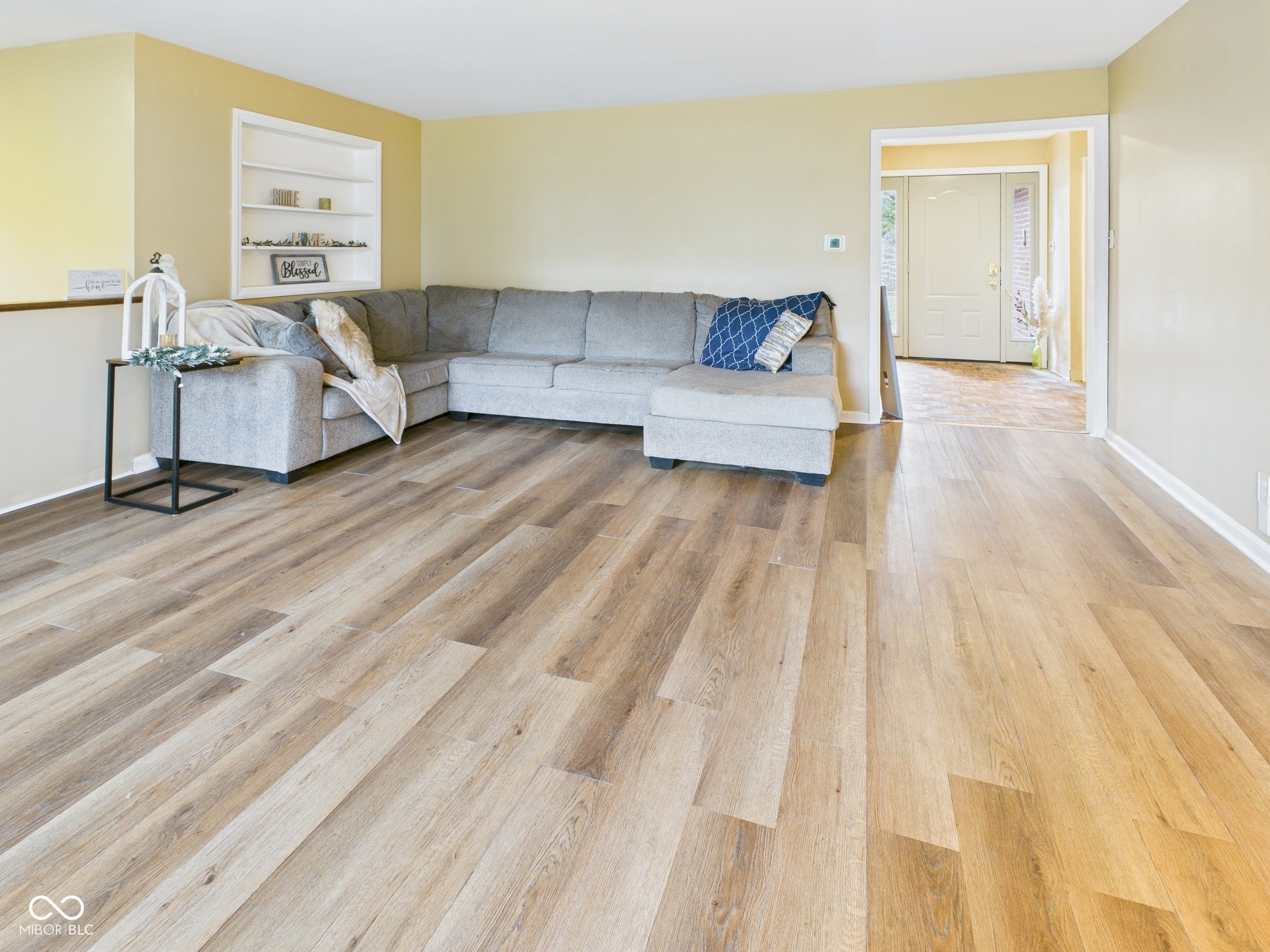 307 North Winthrop Road Muncie, IN 47304 - Photo 12 of 37