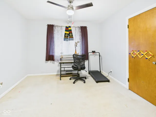 $219,900 | 307 North Winthrop Road, Muncie, IN 47304