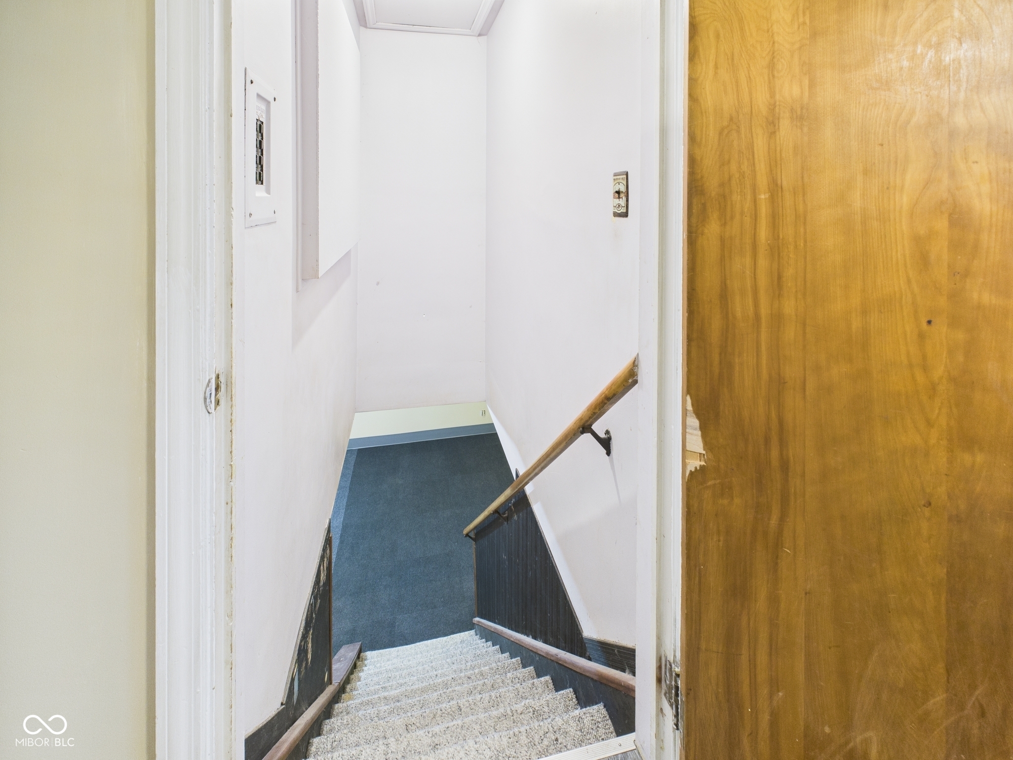 307 North Winthrop Road Muncie, IN 47304 - Photo 25 of 37