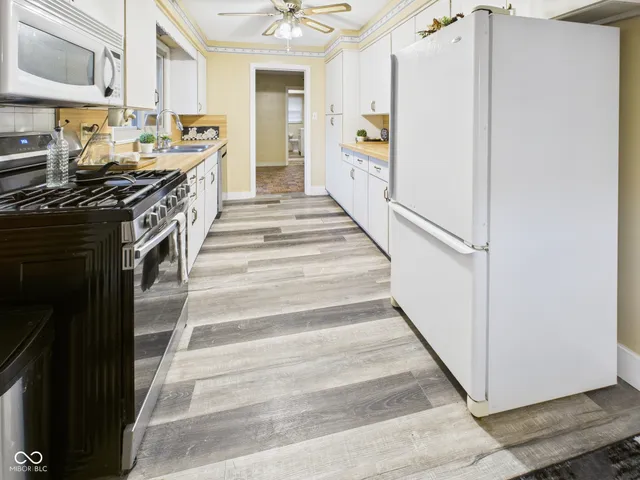 $219,900 | 307 North Winthrop Road, Muncie, IN 47304