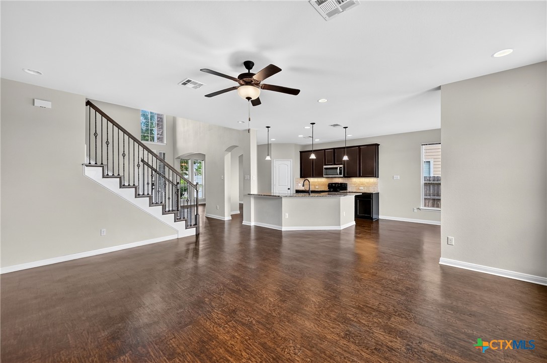 7905 Northgate Loop Temple, TX 76502 - Photo 12 of 39 Look at those floors!