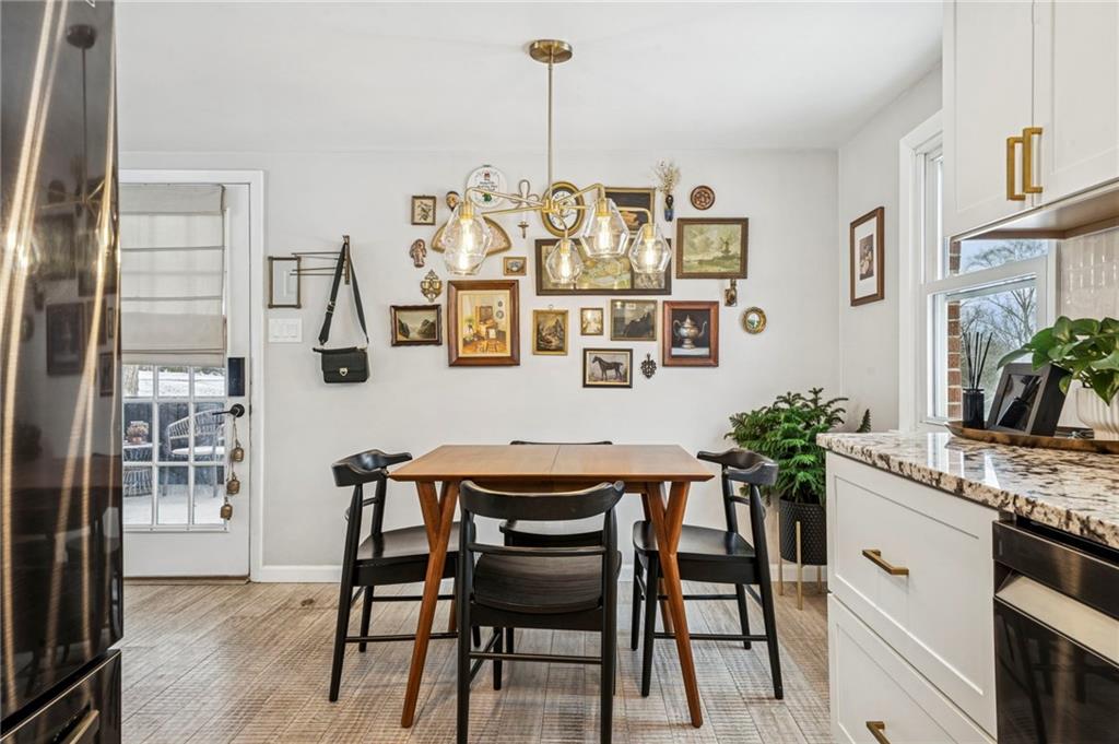 1521 Robbins Station Road Irwin, PA 15642 - Photo 12 of 35