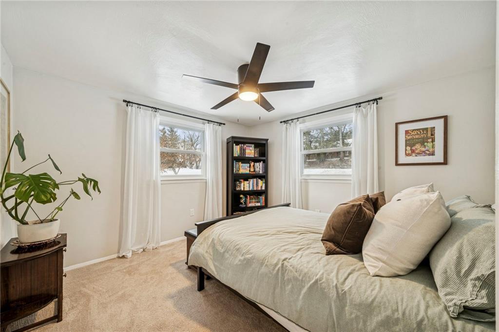 1521 Robbins Station Road Irwin, PA 15642 - Photo 14 of 35