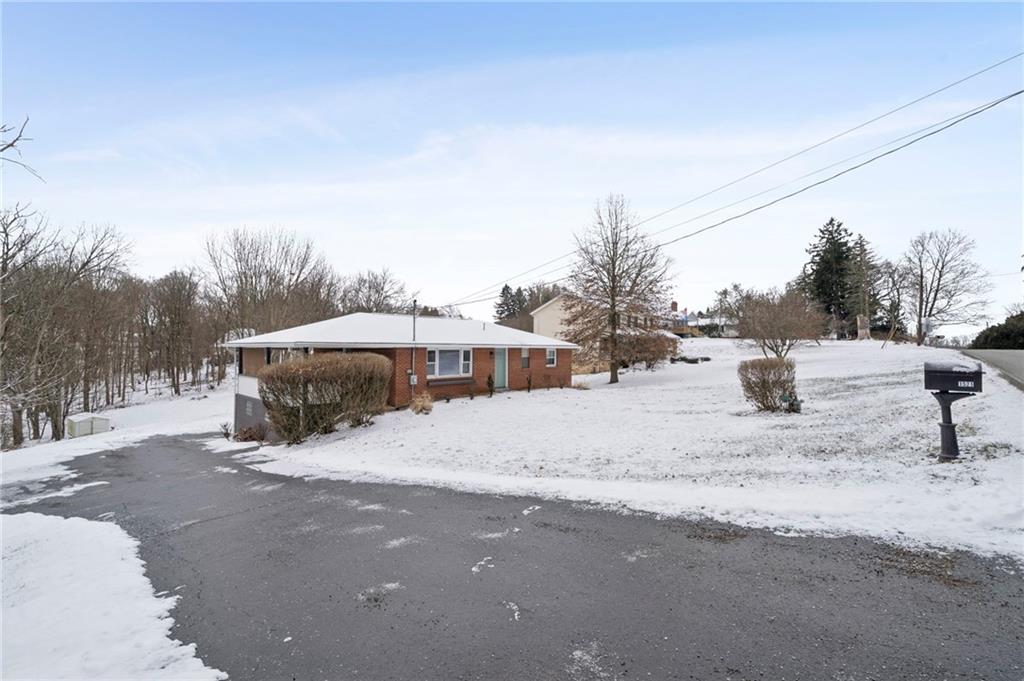 1521 Robbins Station Road Irwin, PA 15642 - Photo 29 of 35