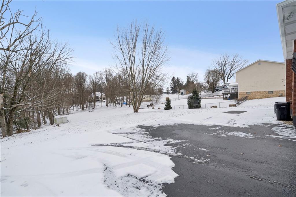 1521 Robbins Station Road Irwin, PA 15642 - Photo 31 of 35