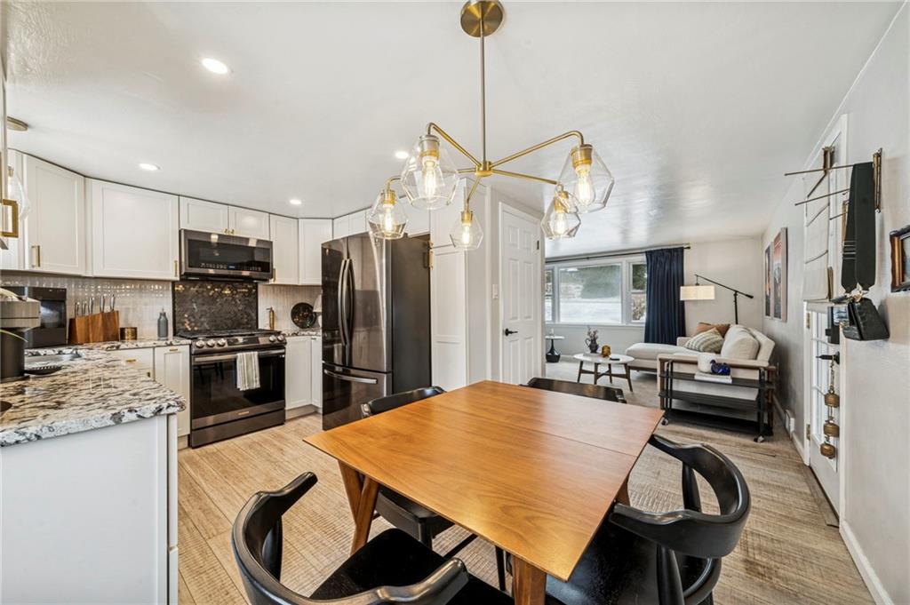 1521 Robbins Station Road Irwin, PA 15642 - Photo 8 of 35