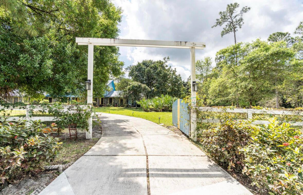 12288 165th Road North Jupiter, FL 33478 - Photo 37 of 42 IMG_8937