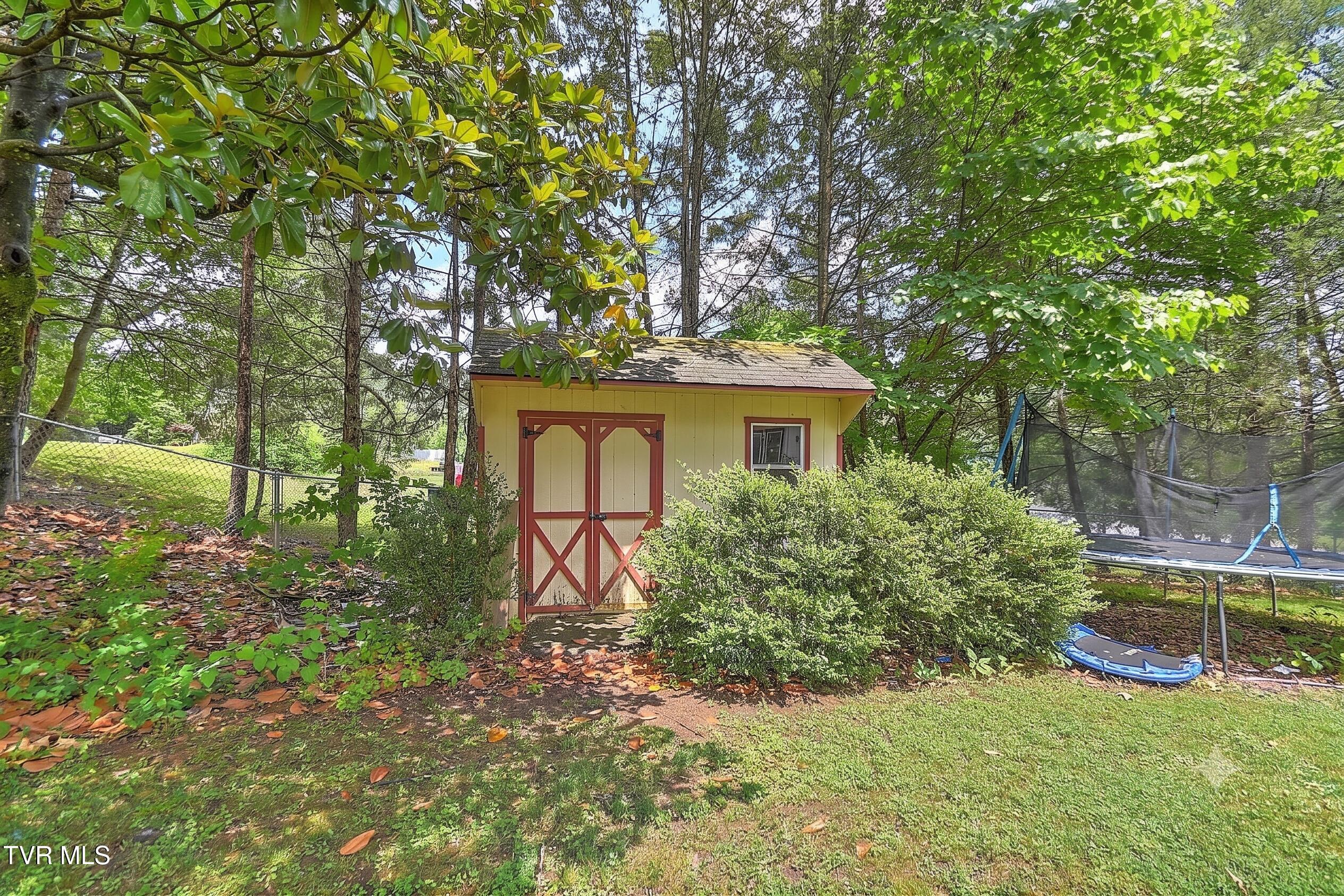 200 Tiffany Road Bristol, TN 37620 - Photo 47 of 49 Tiffany8