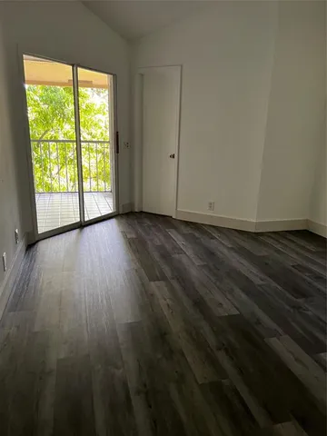 $2,700 | 6596 Via Regina, Unit 6596, Boca Raton, FL 33433