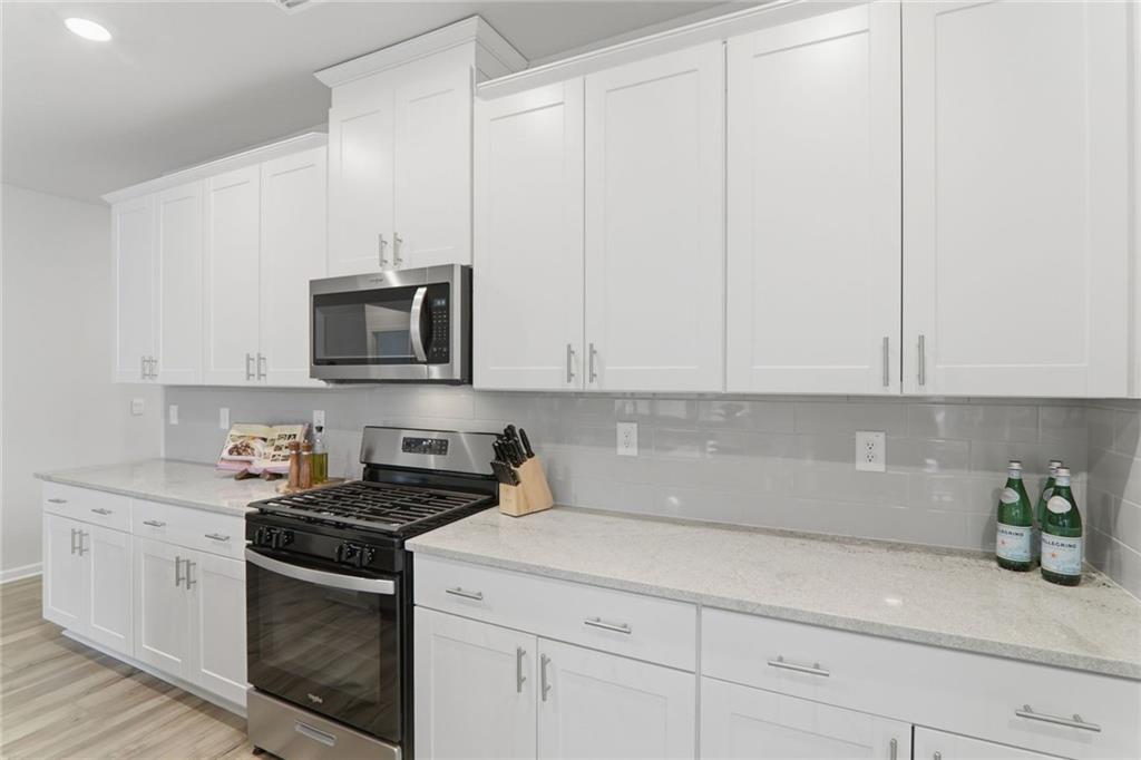 415 Murphy Avenue Canton, GA 30114 - Photo 8 of 44