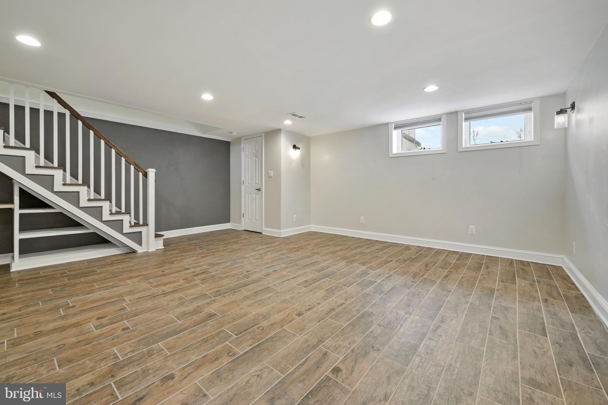 353 Whitfield Road Catonsville, MD 21228 - Photo 23 of 30 Family room with daylight windows!