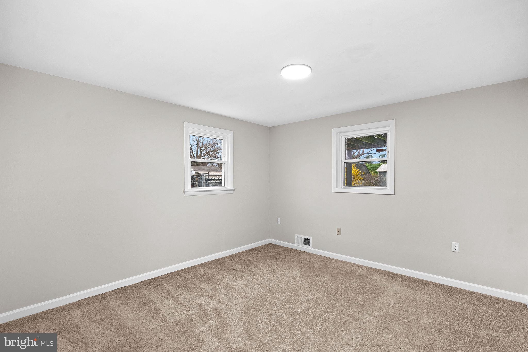 647 Battle Avenue Winchester, VA 22601 - Photo 31 of 44 an empty room with a window