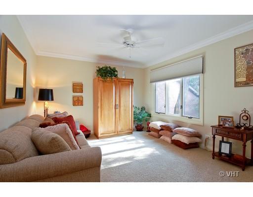 53 Park Lane, Unit 53 Park Ridge, IL 60068 - Photo 12 of 16 a living room with furniture and a window