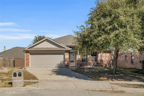 $2,095 | 440 Lead Creek Drive, Fort Worth, TX 76131