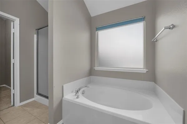 $2,095 | 440 Lead Creek Drive, Fort Worth, TX 76131