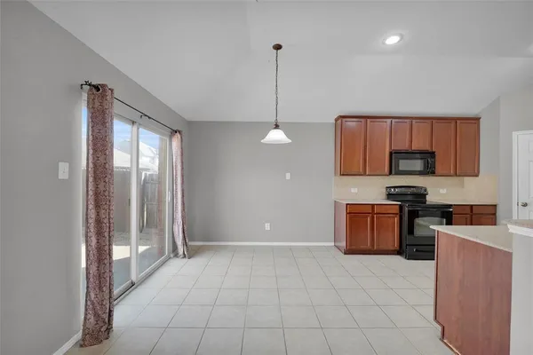 $2,095 | 440 Lead Creek Drive, Fort Worth, TX 76131
