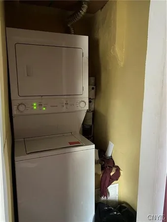 $850 | 302 North Rutland Street, Watertown, NY 13601