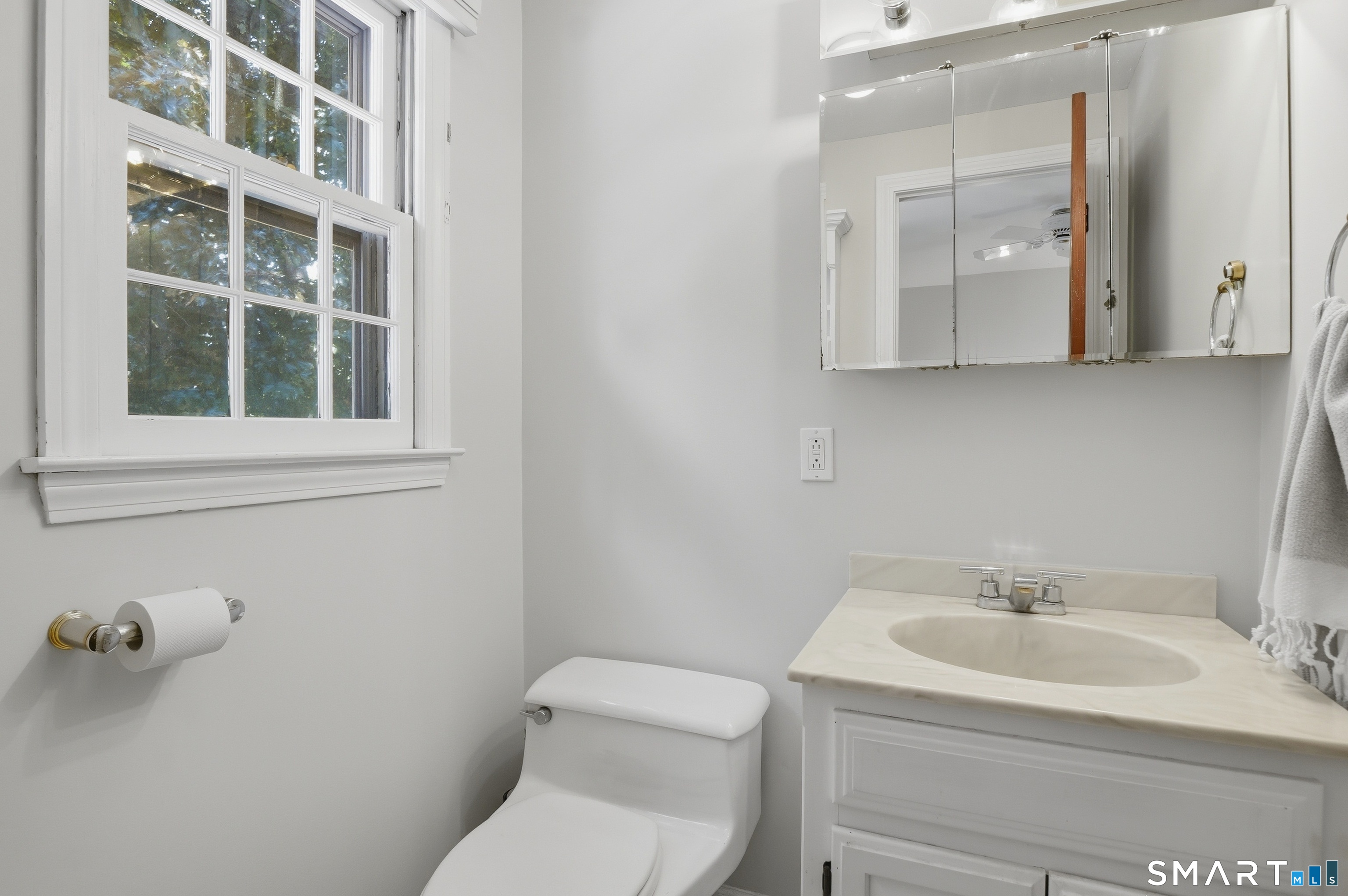 54 Still Hill Road Hamden, CT 06518 - Photo 21 of 40