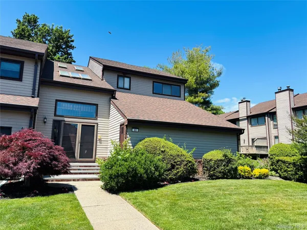 $6,850 | 88 The Glen, Unit 88, Glen Head, NY 11545