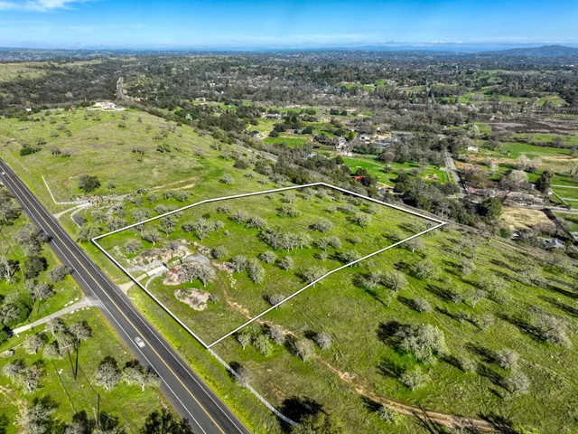 $950,000 | 1855 Sierra College Boulevard, Loomis, CA 95650